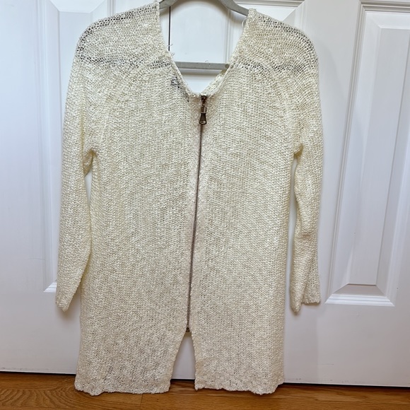 LF Cream Oversized Zipper Back Sweater - Picture 2 of 3